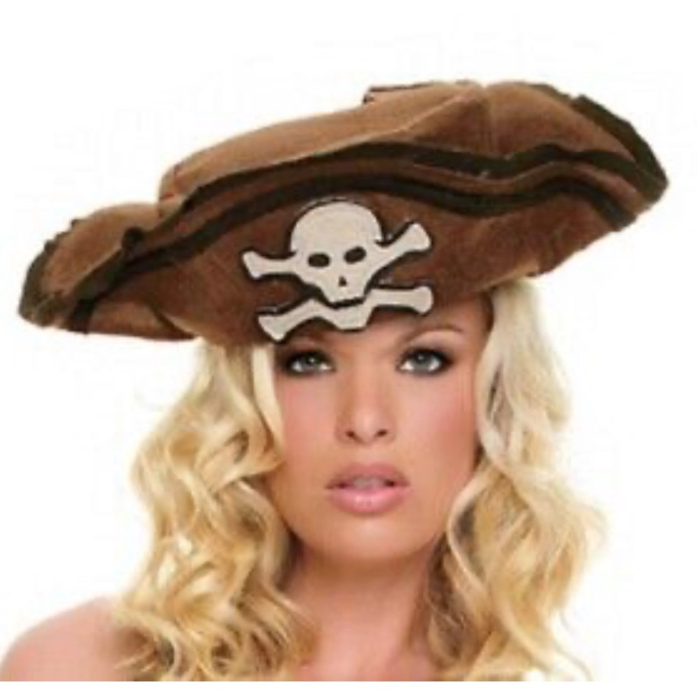 Leg Avenue Buccaneer felt skull and crossbones hat. NWT(acc)